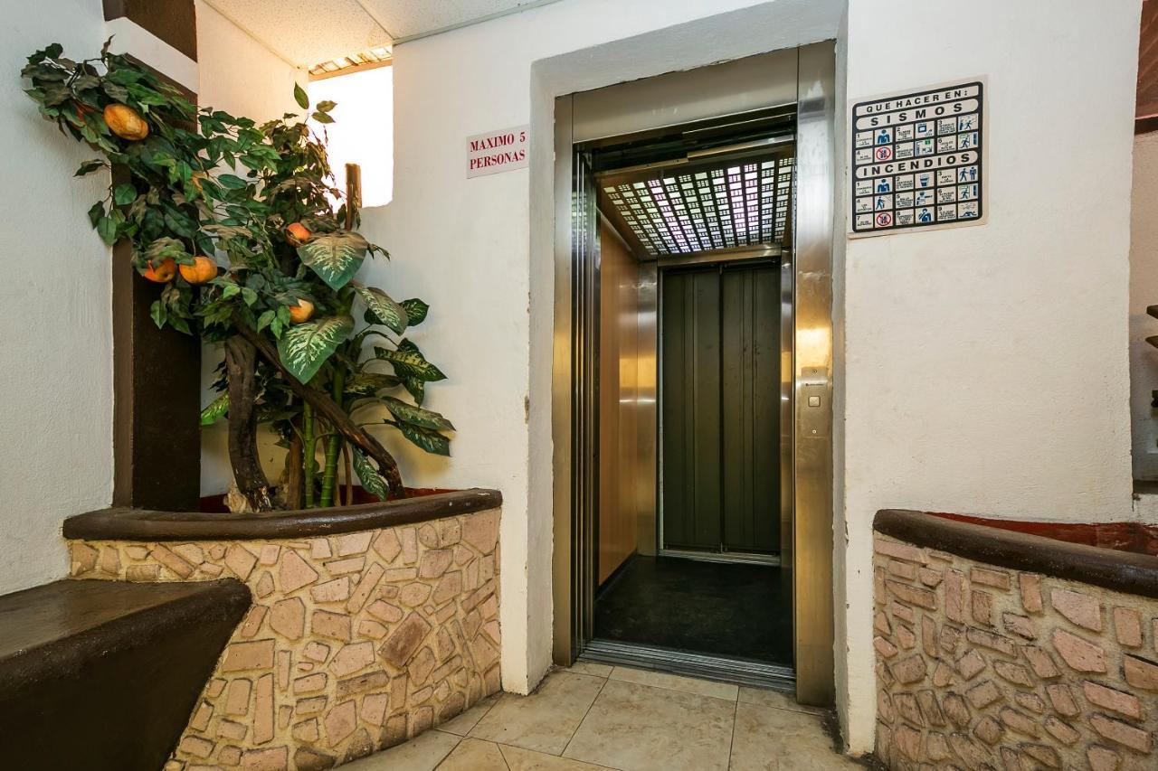 Capital O Hotel Victoria Морелия Екстериор снимка