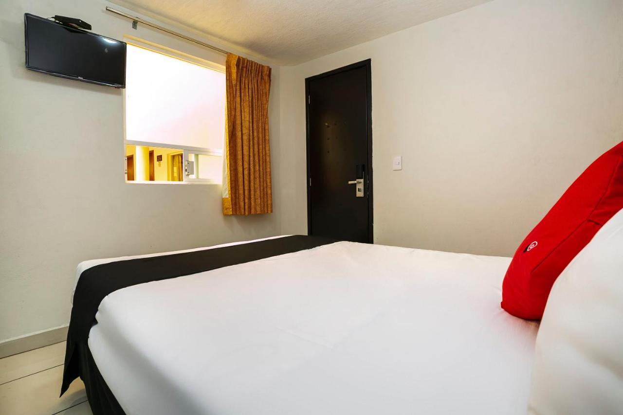 Capital O Hotel Victoria Морелия Екстериор снимка