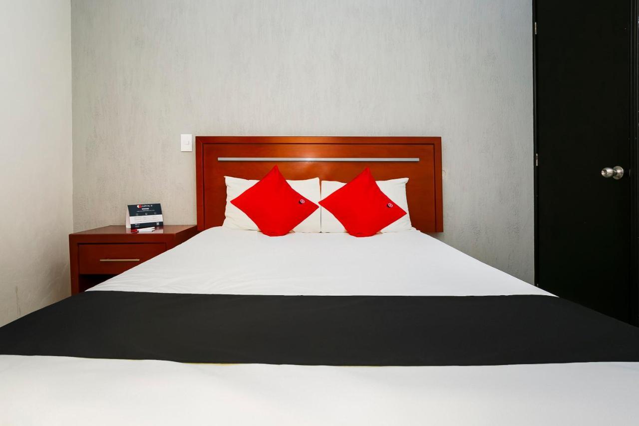 Capital O Hotel Victoria Морелия Екстериор снимка