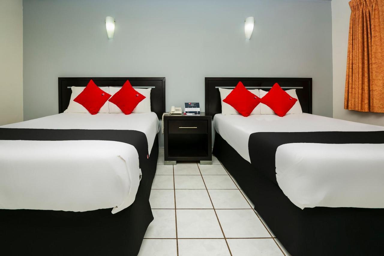 Capital O Hotel Victoria Морелия Екстериор снимка