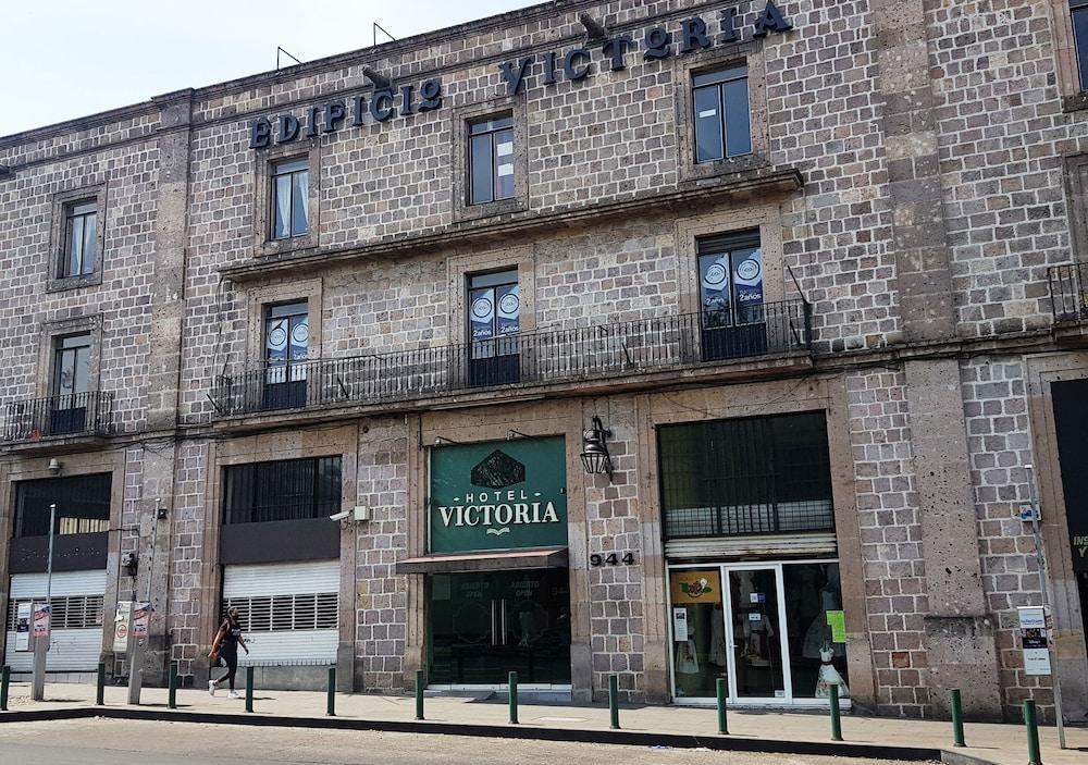 Capital O Hotel Victoria Морелия Екстериор снимка