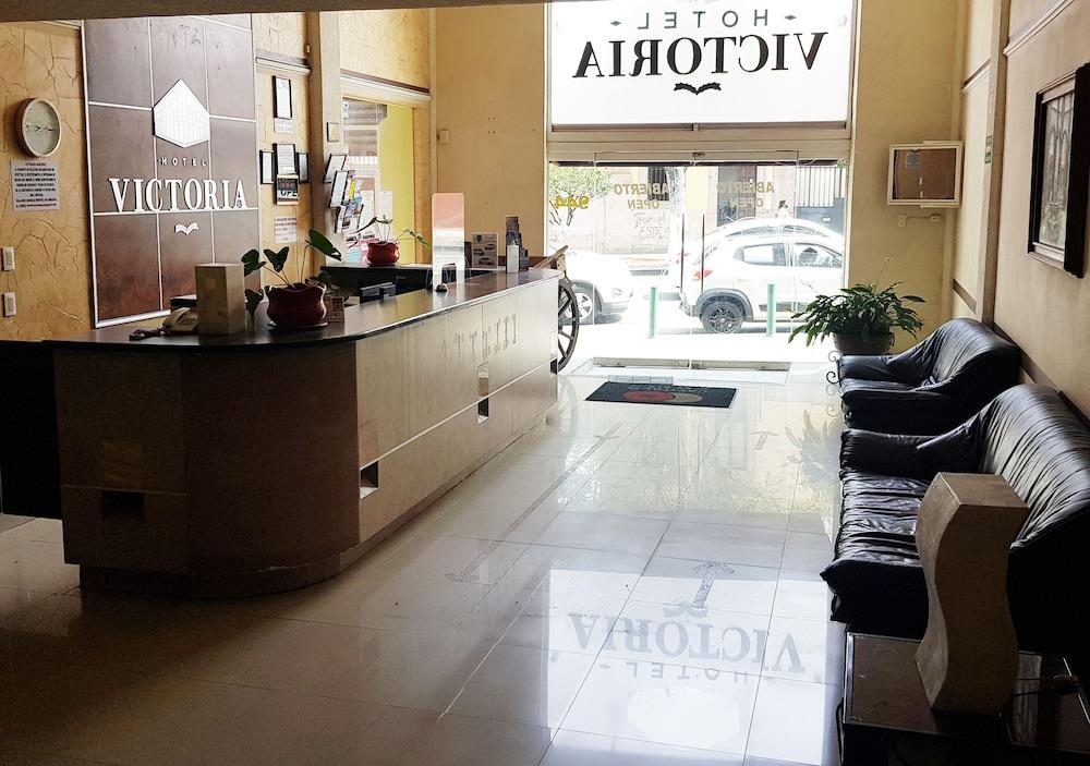 Capital O Hotel Victoria Морелия Екстериор снимка
